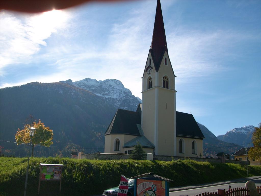Gasthof Zum Loewen Sankt Jakob im Lesachtal Exterior photo