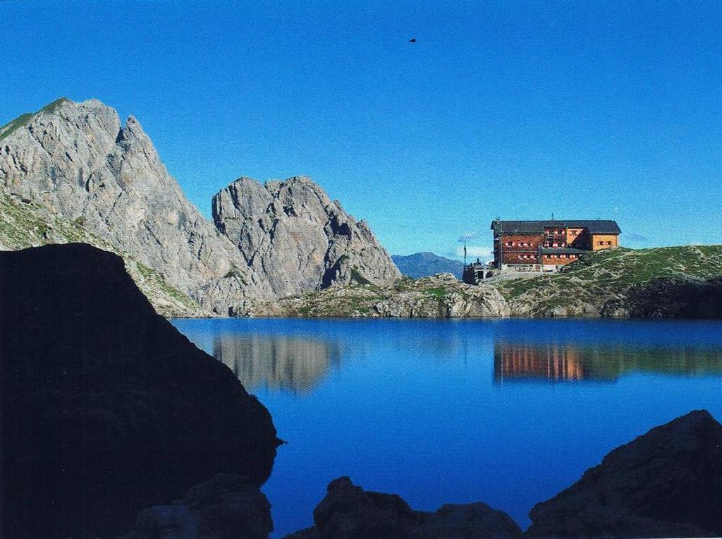 Gasthof Zum Loewen Sankt Jakob im Lesachtal Exterior photo